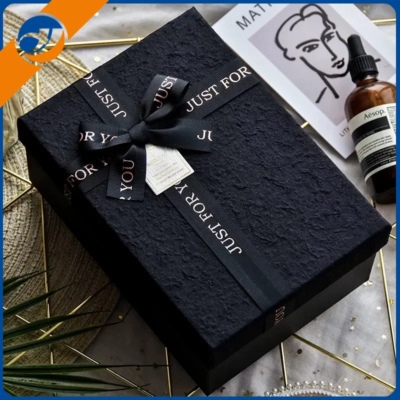 Hvad hæver parfume -gaveæske til et ikon af luksus og elegance?